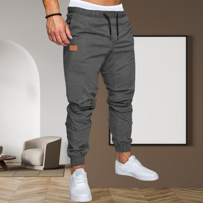 Pantaloni da uomo dallo stile forte