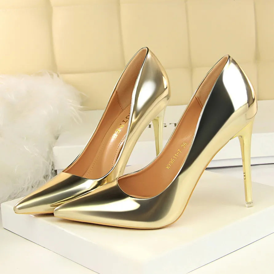 Queen Women's Stiletto Heel