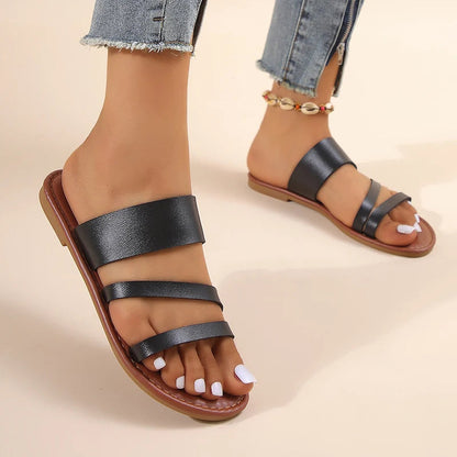 Women's Flat Leather Sandal Beauty